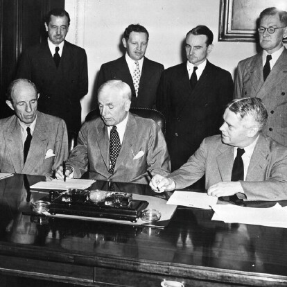 United States Secretary of State and representatives from Australia, New Zealand and Great Britain signing Lend-Lease agreements. 