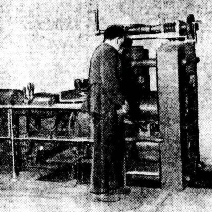 Electric rolling mill at the Royal Mint in 1922